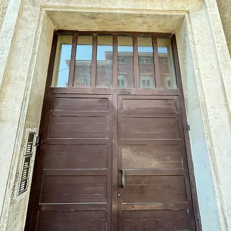 Ljuba Apartment *