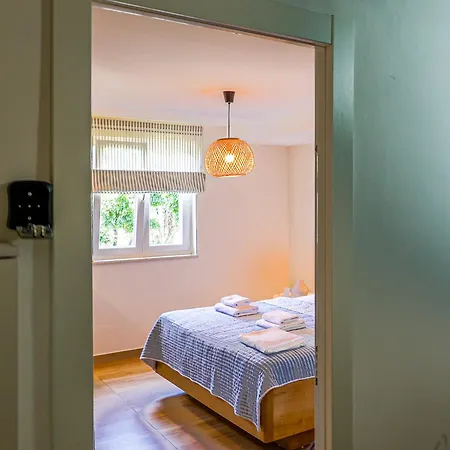 Lägenhet Ljuba Cozy Modern Escape In Split